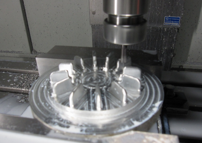 6061- Bearbeitungsdienstleistungen Gewohnheit T6 CNC, CNC bearbeiteten Prototypen mit Sandexplosion maschinell